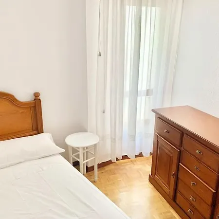 Estacion De Autobuses 쿠딜레로